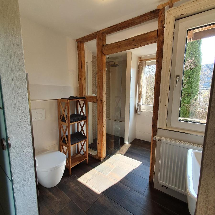 Alte Backstube - Ferienwohnung Huettenstube Und Ferienzimmer Auszeit Erkenbrechtsweiler Eksteriør billede