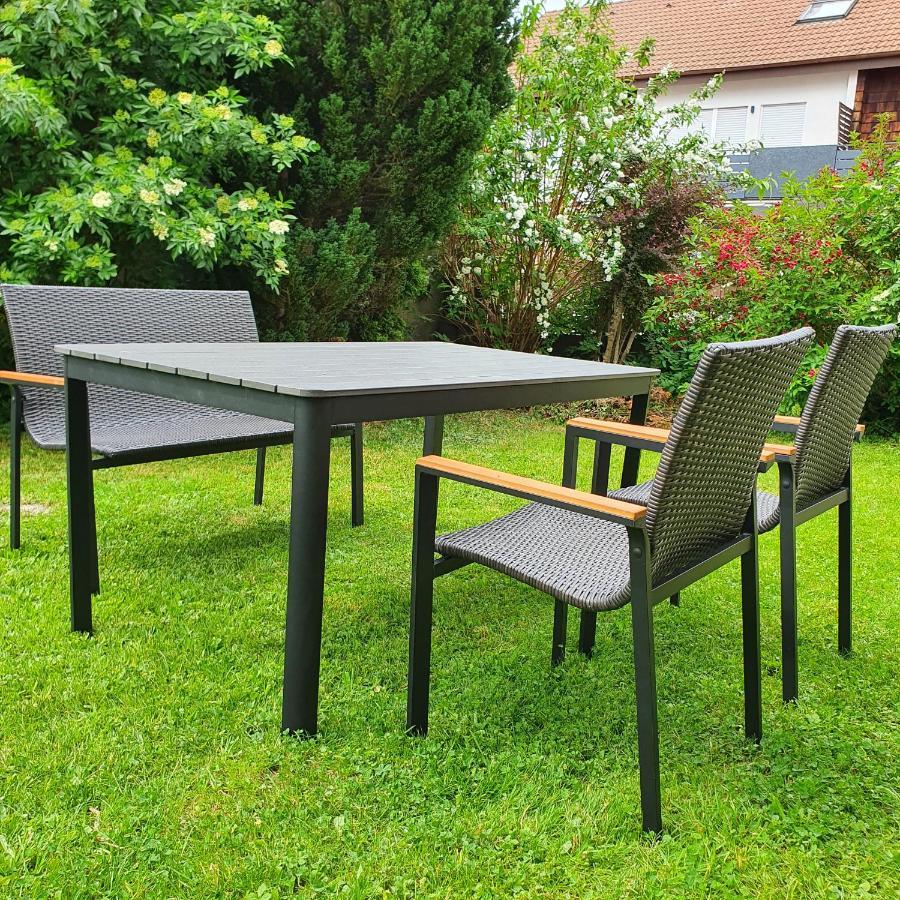 Alte Backstube - Ferienwohnung Huettenstube Und Ferienzimmer Auszeit Erkenbrechtsweiler Eksteriør billede